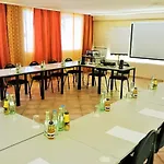 Atomis Hotel 3*