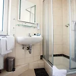 Atomis Hotel Dusseldorf