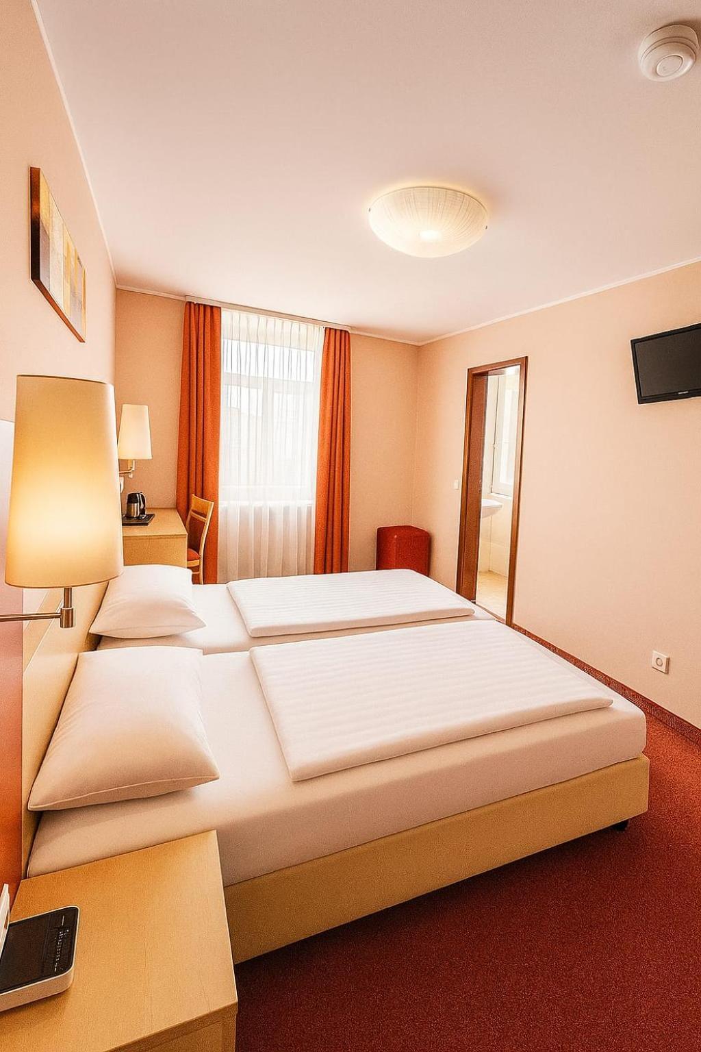 Petersburg Superior 3*