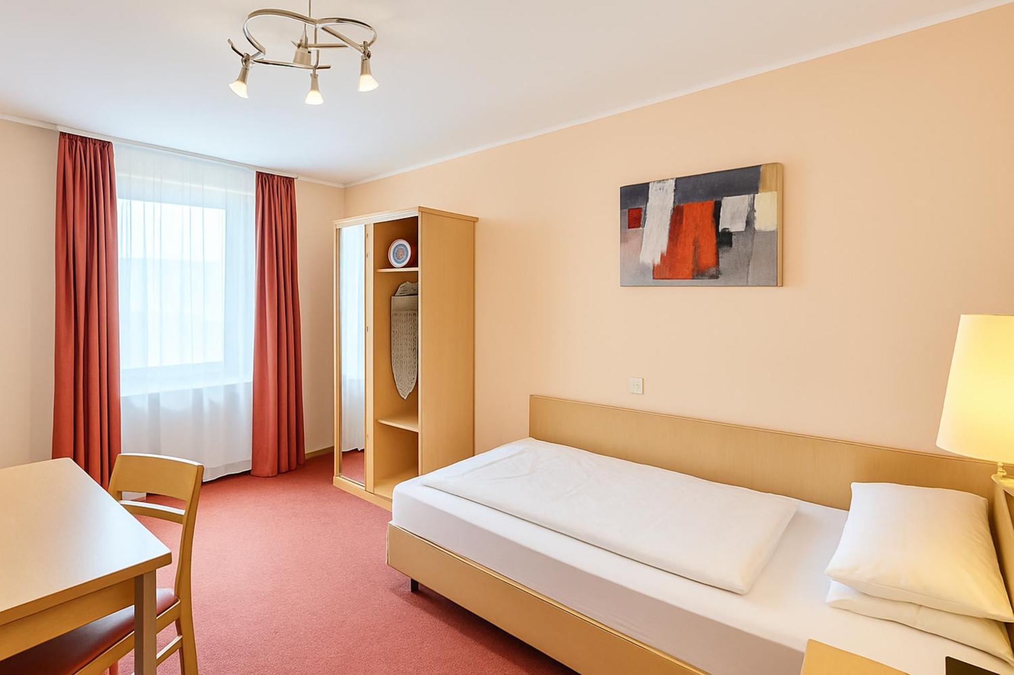 Petersburg Superior 3* Düsseldorf