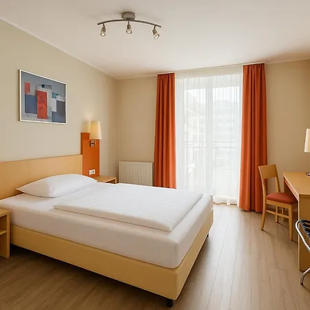 Atomis Hotel 3*