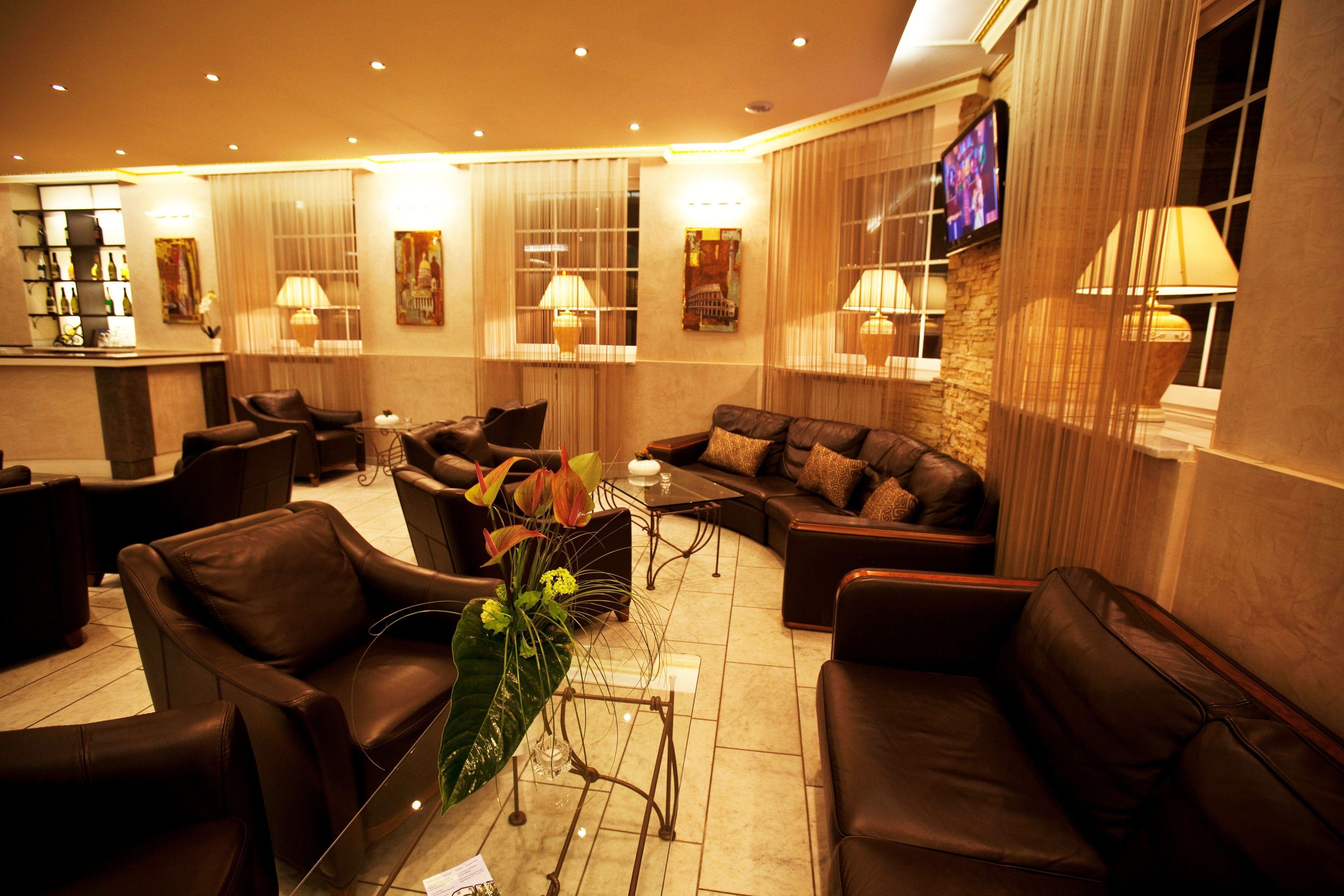 Hotel Atomis 3*